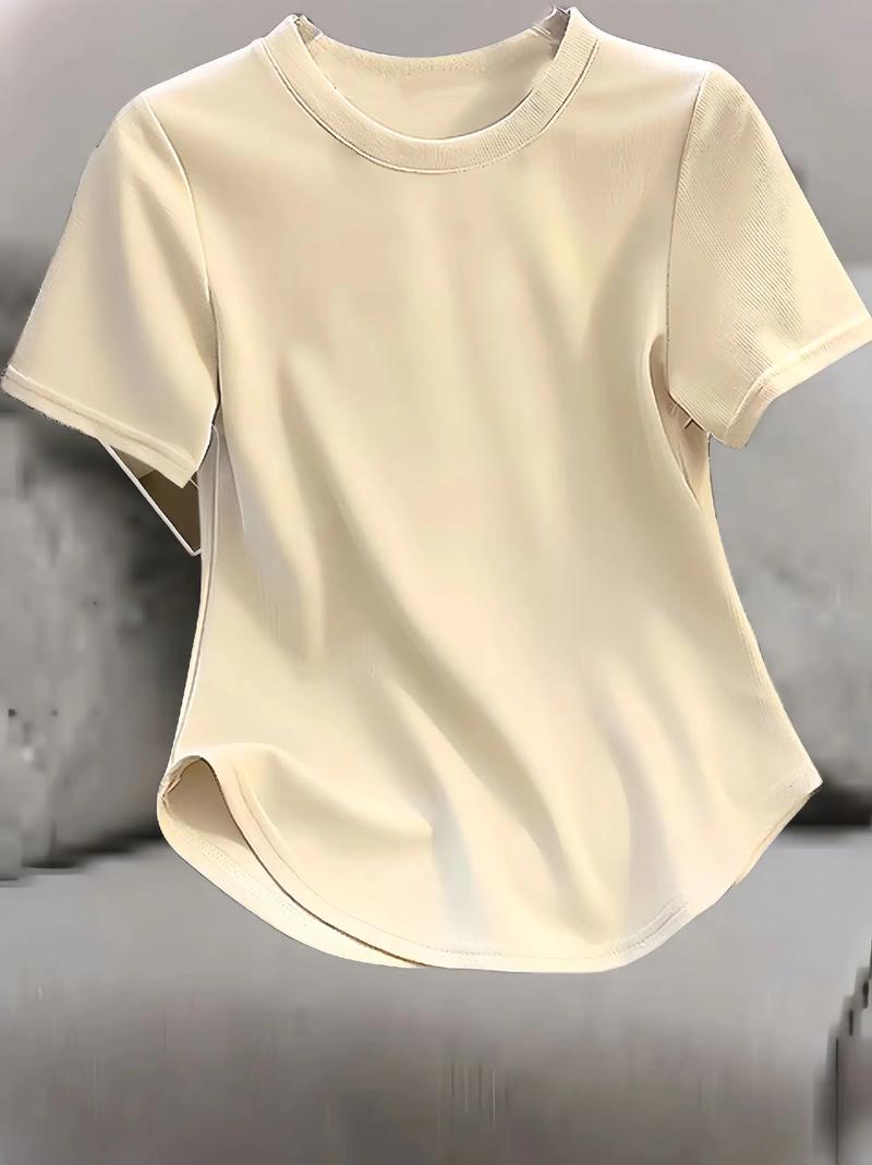 夏季新風尚 圓領短袖T恤，輕松演繹氣質設計風